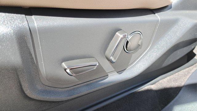 used 2023 Ford Expedition car, priced at $37,354