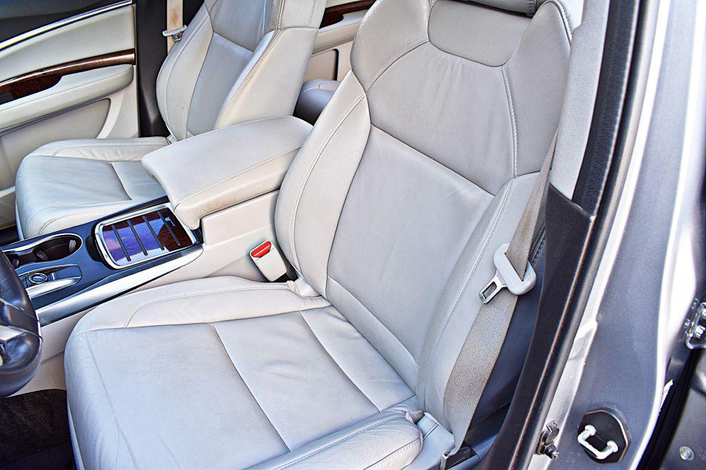 used 2018 Acura MDX car, priced at $18,900