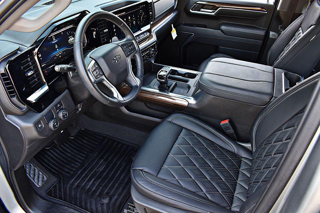 used 2023 Chevrolet Silverado 1500 car, priced at $46,900