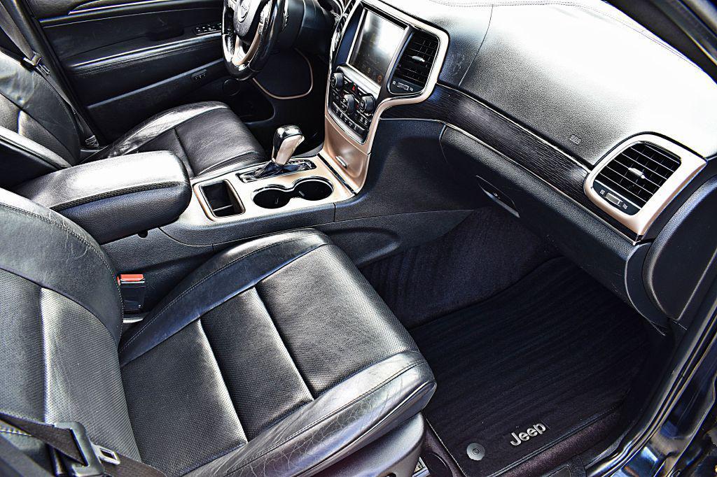 used 2016 Jeep Grand Cherokee car, priced at $10,900