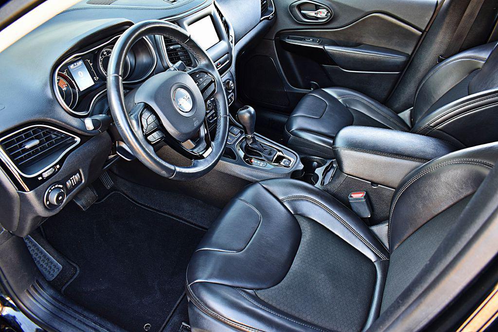 used 2019 Jeep Cherokee car, priced at $13,850