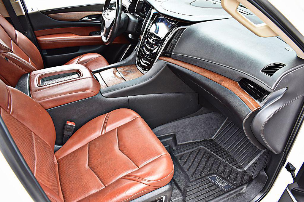 used 2020 Cadillac Escalade car, priced at $40,900
