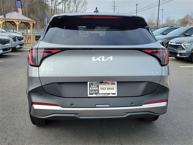 new 2026 Kia Sportage Hybrid car, priced at $30,191