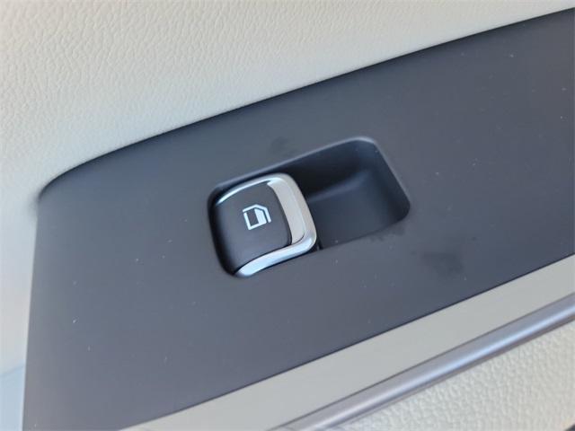 new 2026 Kia Sorento car, priced at $36,322