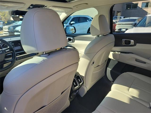 new 2026 Kia Sorento car, priced at $36,322