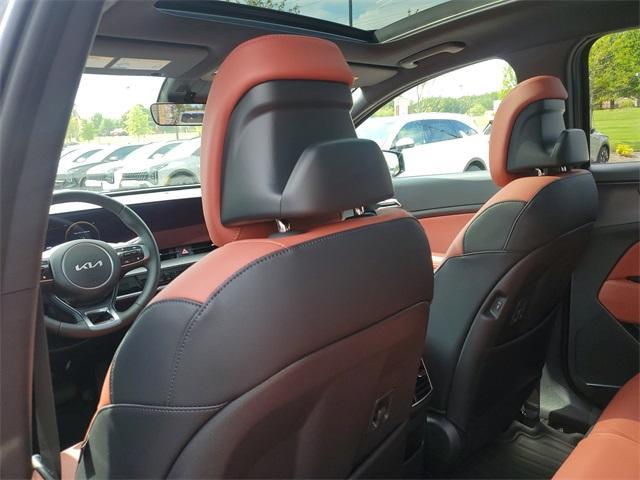 new 2025 Kia Sportage Hybrid car, priced at $37,767