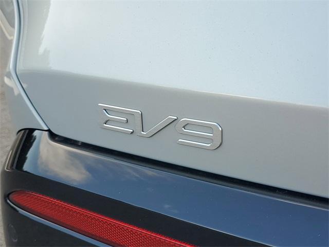 new 2026 Kia EV9 car, priced at $60,469