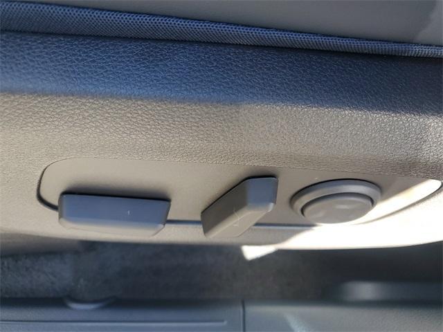 new 2026 Kia Carnival car, priced at $41,548