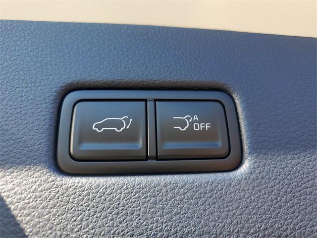 new 2026 Kia Carnival car, priced at $41,548