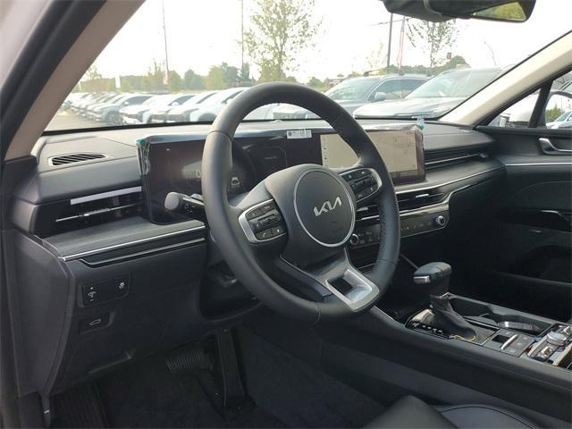 new 2025 Kia K5 car, priced at $35,160