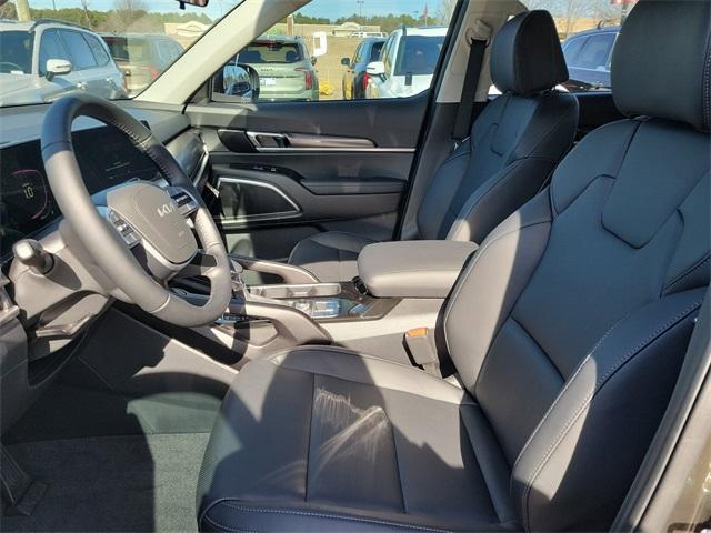 new 2025 Kia Telluride car, priced at $40,799
