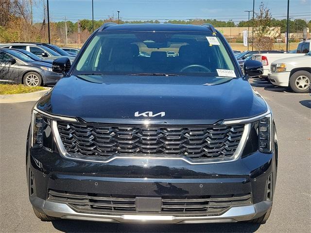 used 2025 Kia Sorento car, priced at $29,999