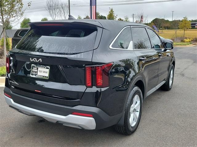 new 2026 Kia Sorento car, priced at $32,362