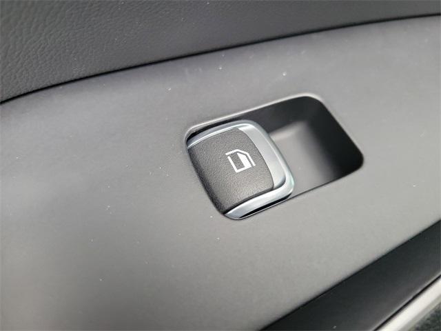 new 2026 Kia Sorento car, priced at $32,362