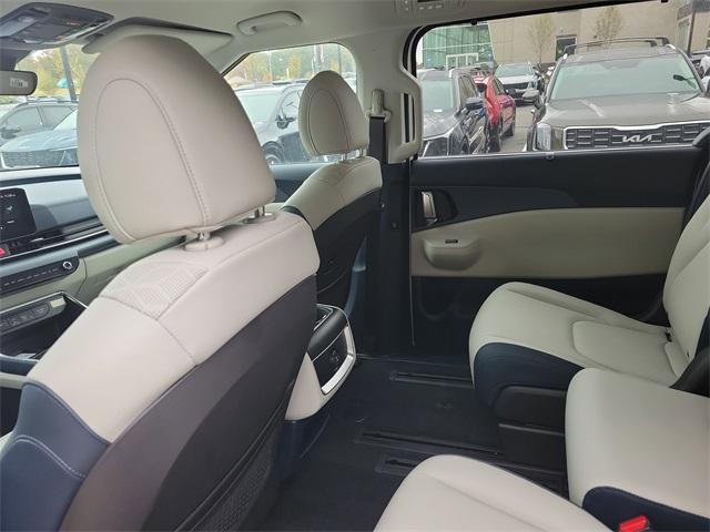 new 2026 Kia Carnival Hybrid car, priced at $44,431