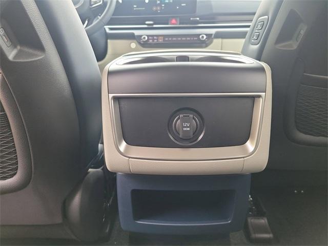 new 2026 Kia Carnival Hybrid car, priced at $44,431