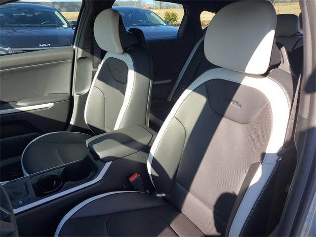 new 2025 Kia K4 car, priced at $27,479