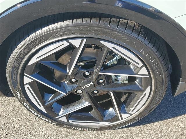 new 2025 Kia K4 car, priced at $27,479