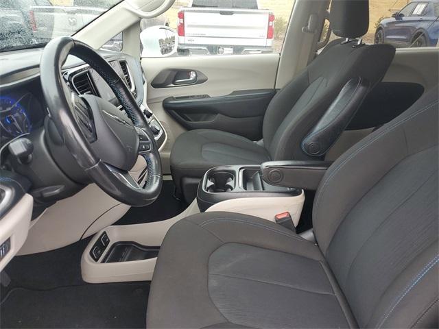 used 2021 Chrysler Pacifica car, priced at $17,794