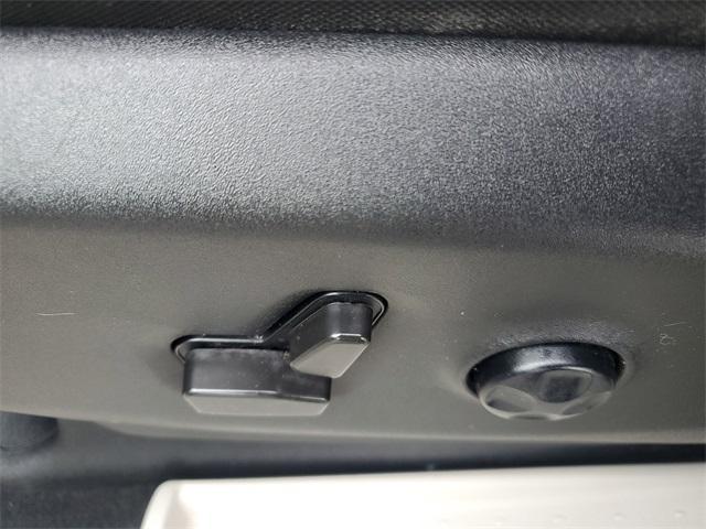 used 2021 Chrysler Pacifica car, priced at $17,794