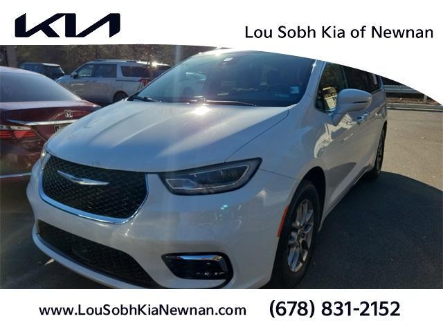 used 2021 Chrysler Pacifica car, priced at $19,634