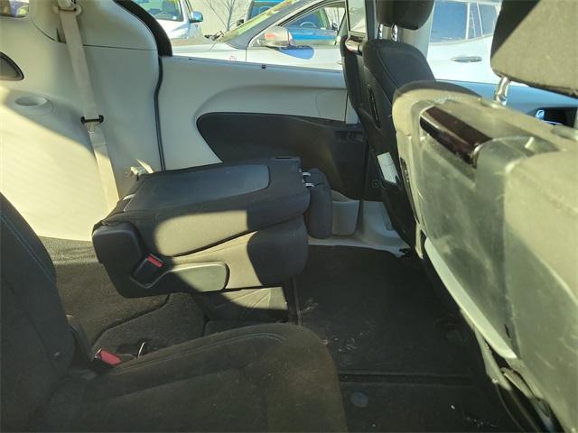 used 2021 Chrysler Pacifica car, priced at $19,634