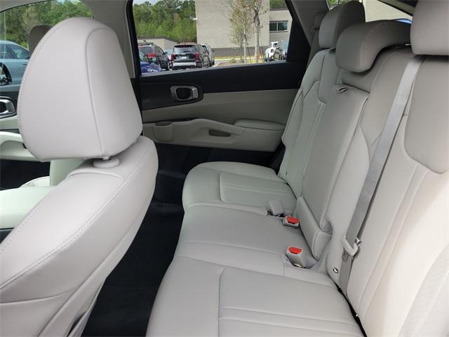 new 2026 Kia Sorento car, priced at $36,413