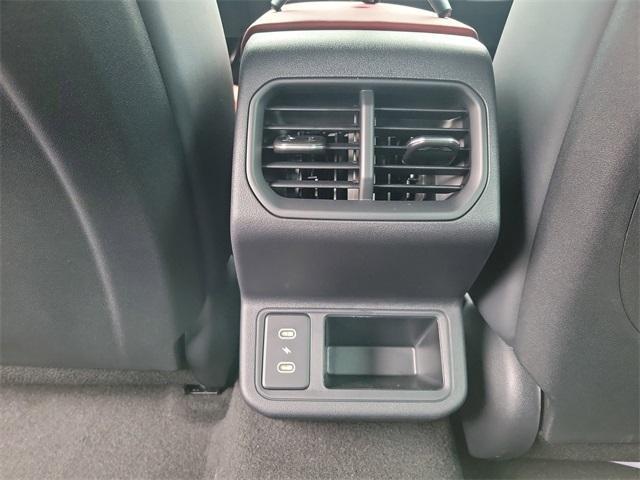 new 2025 Kia K4 car, priced at $28,101