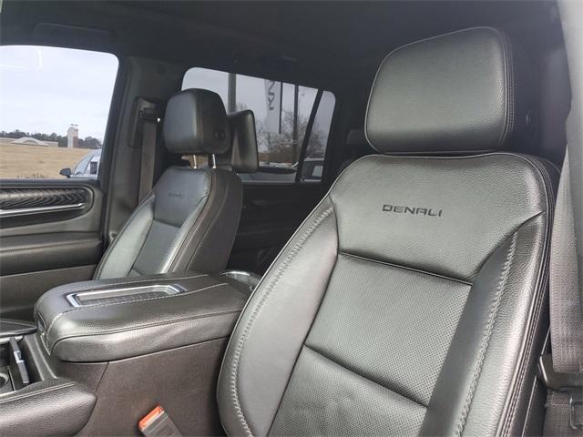 used 2021 GMC Yukon XL car, priced at $36,299