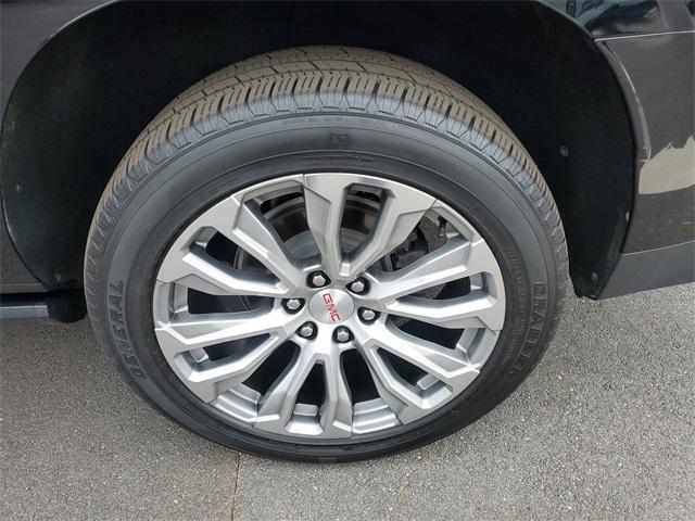 used 2021 GMC Yukon XL car, priced at $36,299