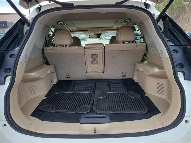 used 2017 Nissan Rogue car, priced at $8,897