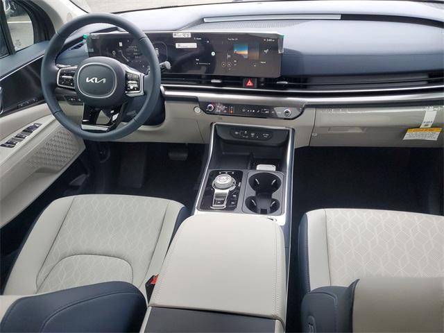 new 2026 Kia Carnival Hybrid car, priced at $50,085