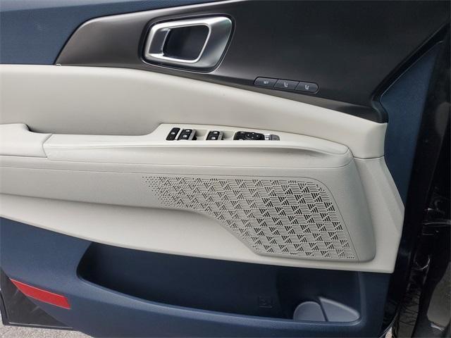 new 2026 Kia Carnival Hybrid car, priced at $50,085