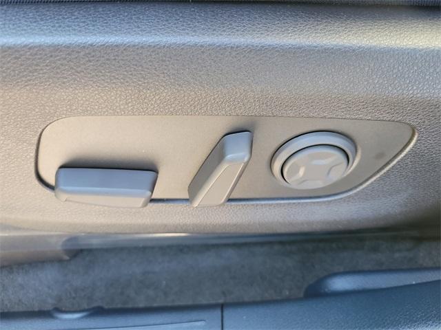 new 2026 Kia Carnival car, priced at $41,548