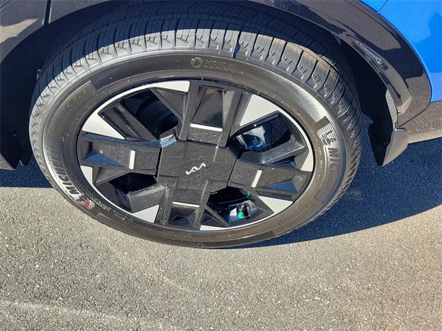 new 2026 Kia Sportage car, priced at $37,601