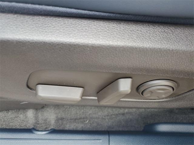 new 2026 Kia Carnival car, priced at $41,548