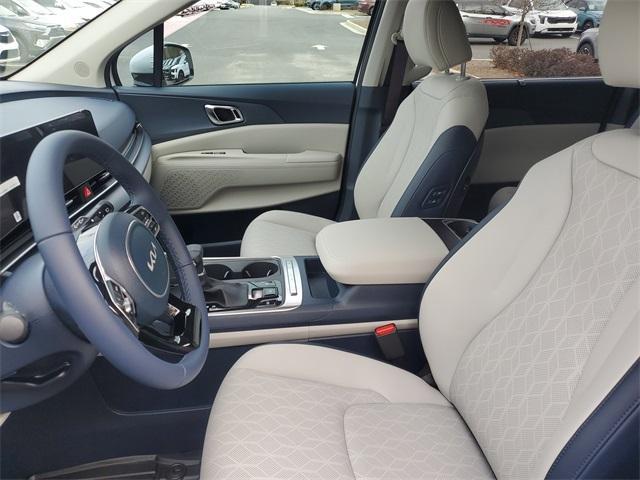 new 2026 Kia Carnival car, priced at $41,548