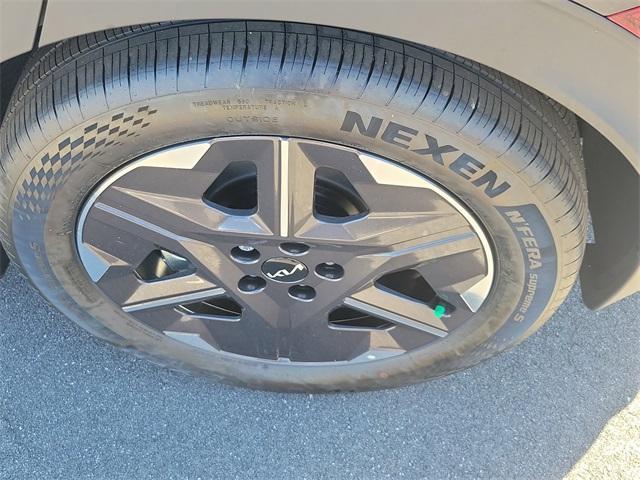 new 2025 Kia EV6 car, priced at $42,428