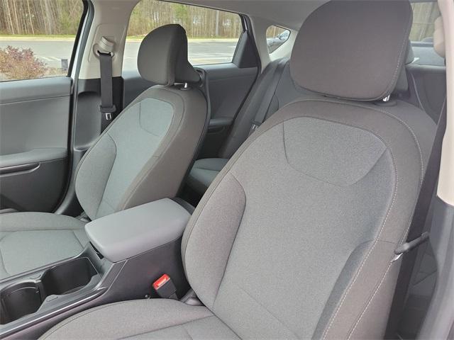 new 2025 Kia K4 car, priced at $23,532