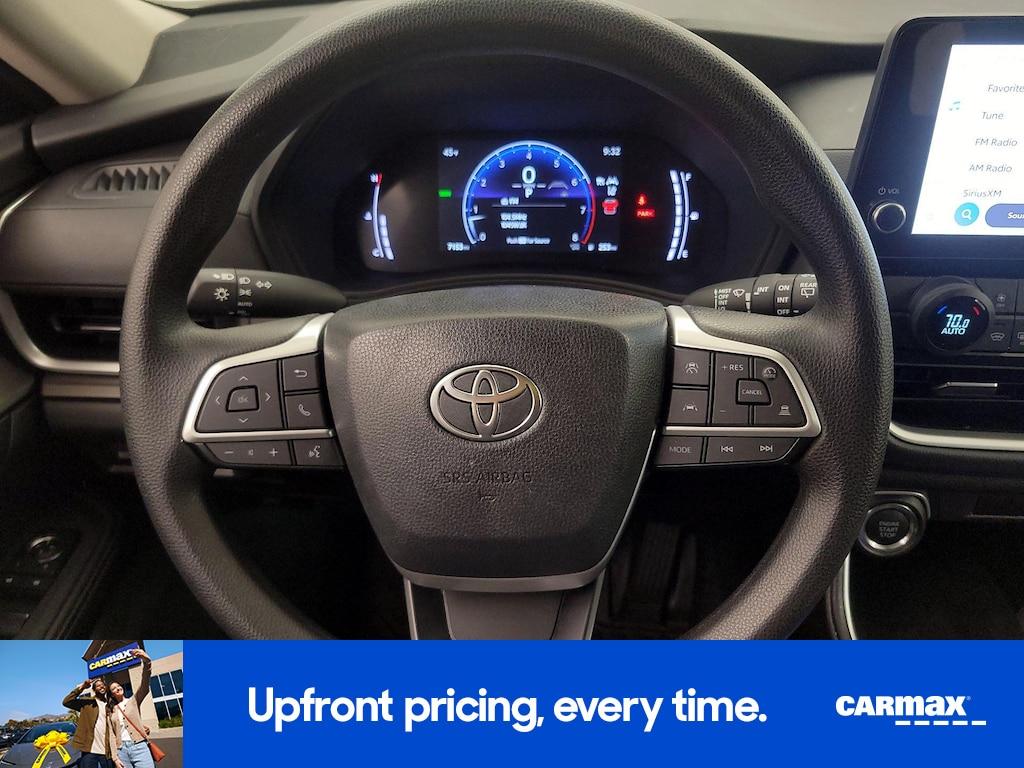 used 2025 Toyota Grand Highlander car, priced at $43,998