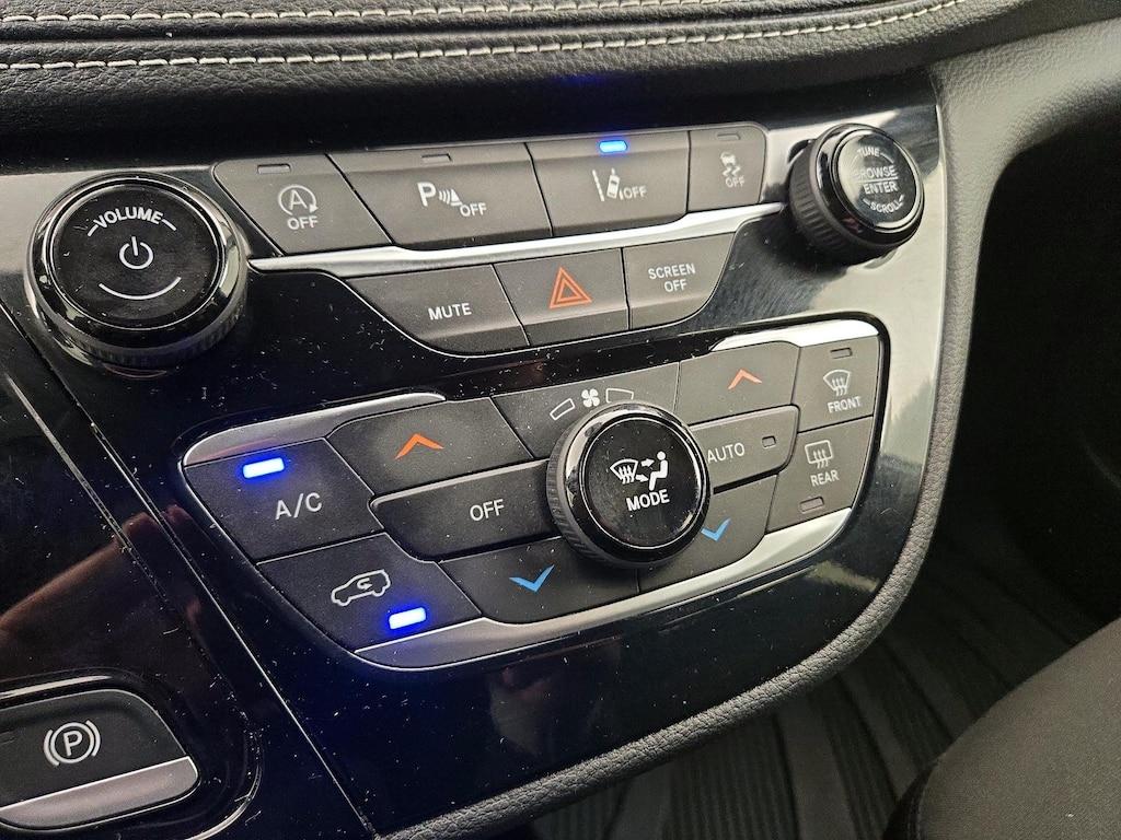 used 2023 Chrysler Pacifica car, priced at $28,998