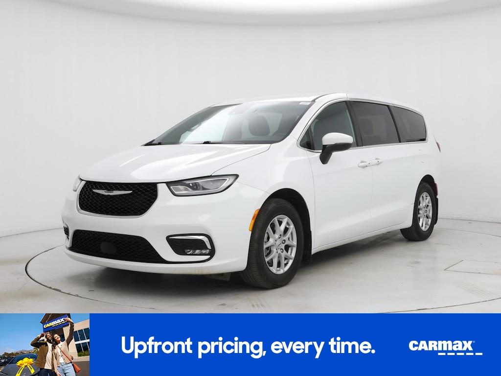 used 2023 Chrysler Pacifica car, priced at $28,998