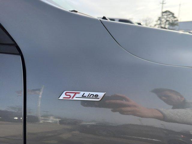 used 2025 Ford Escape car, priced at $25,800