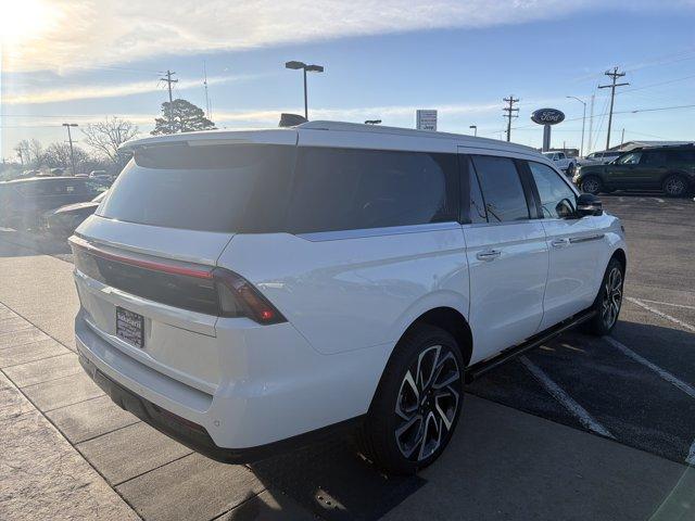 new 2026 Lincoln Navigator L car, priced at $112,785