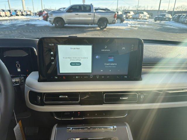 new 2026 Lincoln Aviator car