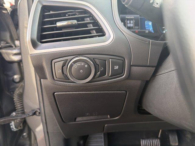 used 2024 Ford Edge car, priced at $30,988