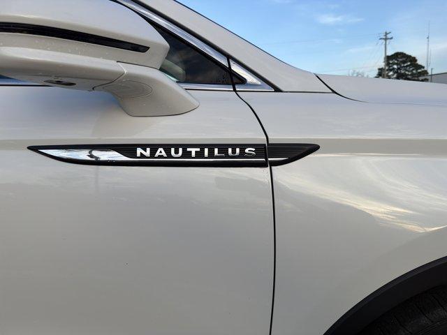used 2022 Lincoln Nautilus car, priced at $34,975