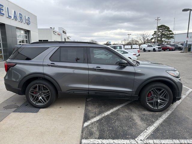 used 2025 Ford Explorer car, priced at $41,850