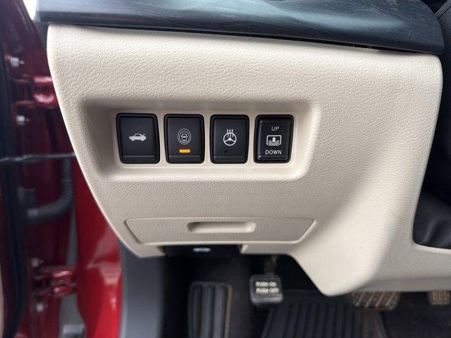 used 2023 Nissan Maxima car, priced at $31,499