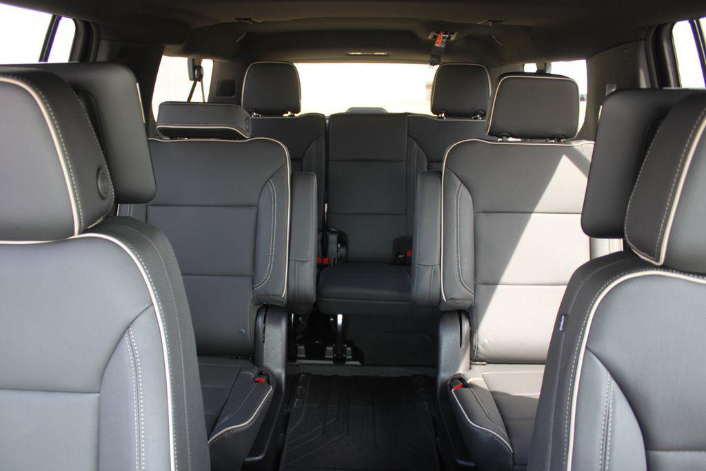 new 2026 Chevrolet Suburban car, priced at $89,430